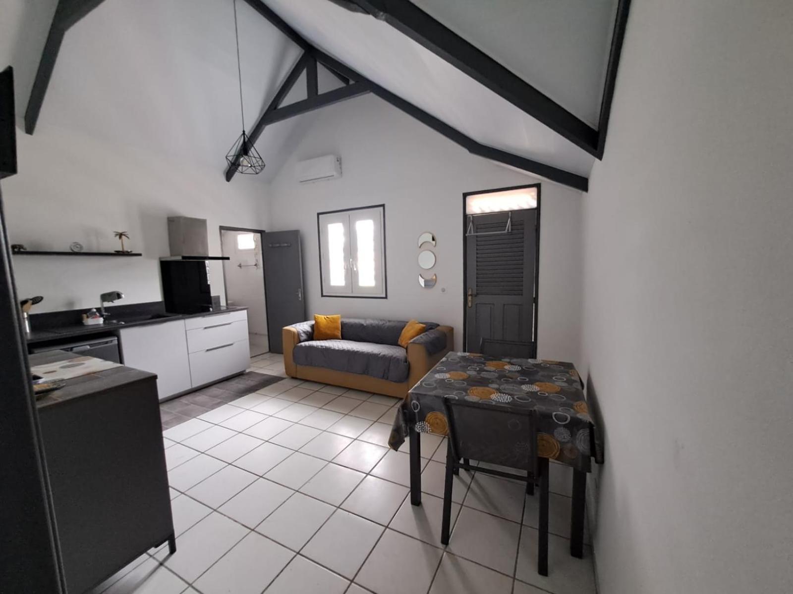 Studio Myla2Jo Camp de Rémire 外观 照片